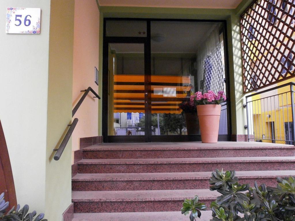 Residence Carioca Rimini Buitenkant foto